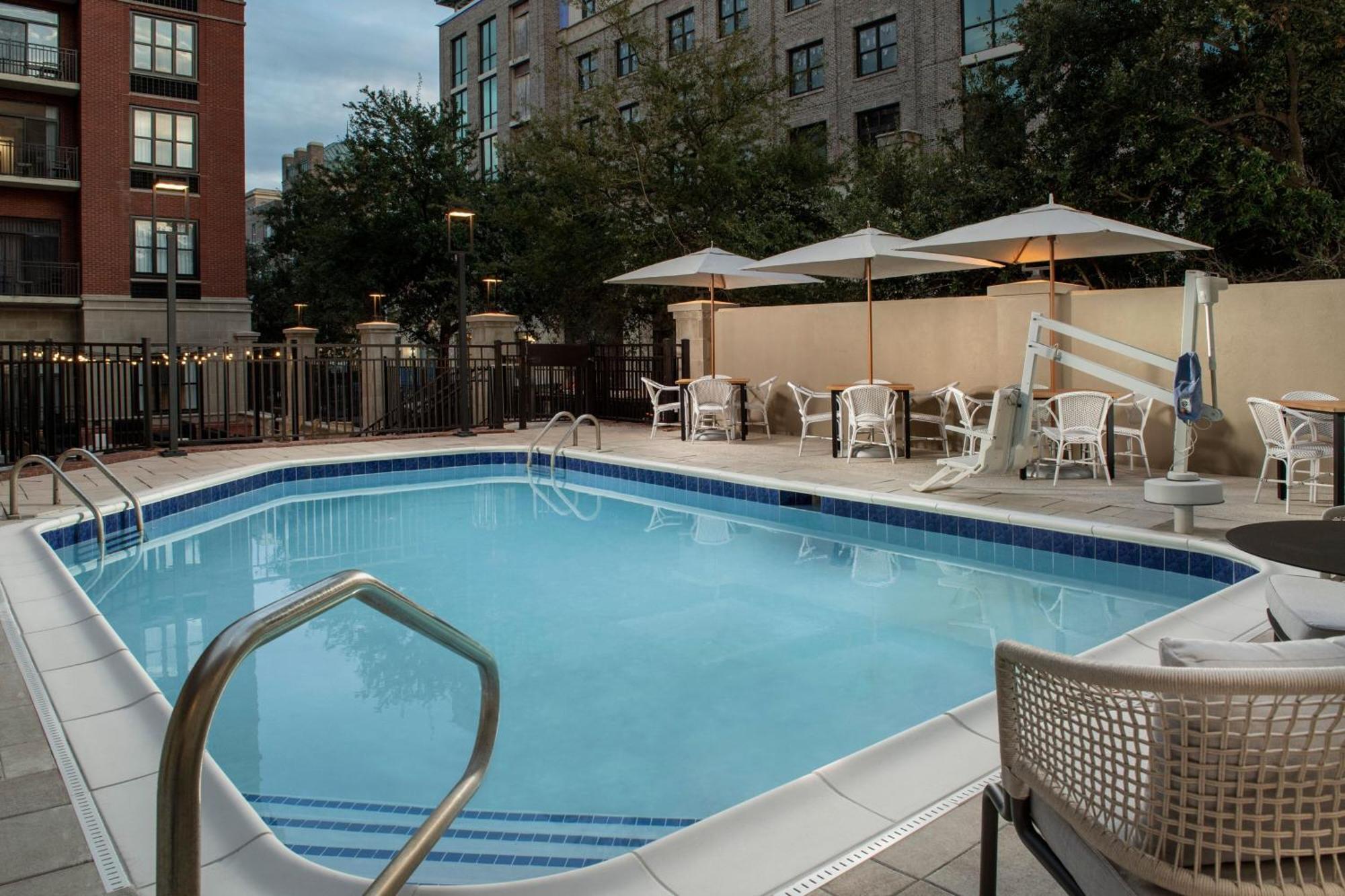 Courtyard By Marriott Savannah Downtown - Historic District Εξωτερικό φωτογραφία