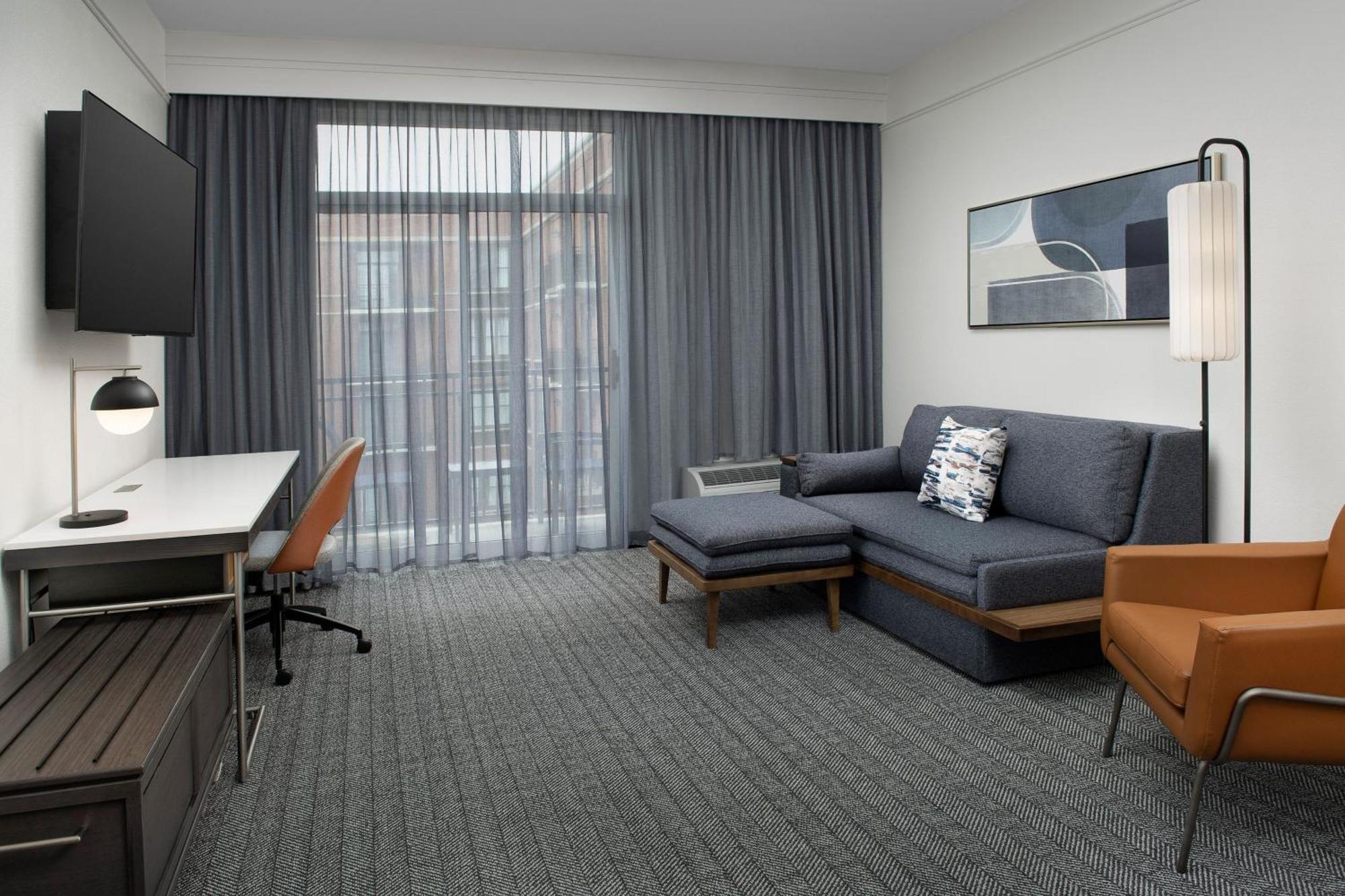 Courtyard By Marriott Savannah Downtown - Historic District Εξωτερικό φωτογραφία